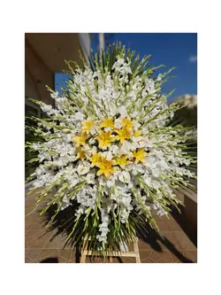 تاج گل ۱ طبقه پر گل