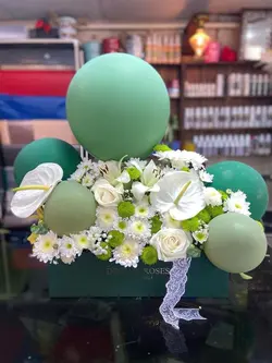 باکس گل ترکیبی تولد