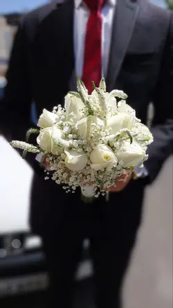 دسته گل عروس