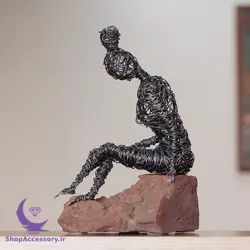 مجسمه مفتولی بانوی نشسته - شاپ اکسسوری