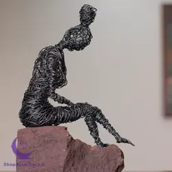 مجسمه مفتولی بانوی نشسته - شاپ اکسسوری