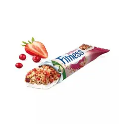 پروتئین بار رژیمی نستله حاوی میوه های قرمز