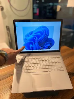 Surface Book 2