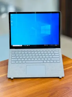 Surface Laptop 1