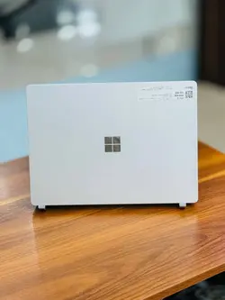 Surface Laptop 1
