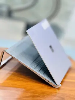 Surface Laptop 1