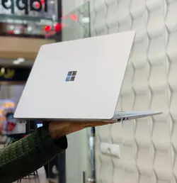 surface laptop 2