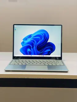 surface laptop GO2