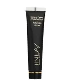 کرم پودر مات فاقد چربی این لی