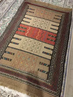 گلیم دستباف شیراز کد 08 مدل 113