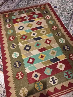 گلیم دستباف یک و نیم متری طرح لوزی کد 49 مدل 38546584