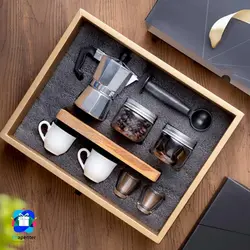 پک هدیه موکاپات و فنجان و قاشق