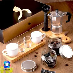 پک هدیه موکاپات و فنجان و قاشق