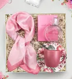 ست کادویی زنانه عطر آوون Wish of Love و فنجان قهوه ترک و طرح روسری