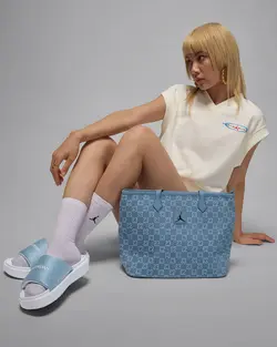 ست کادویی سفارشی چاپ پروانه، دفترچه یادداشت و لیوان چاپی، فنجان و روسری و قلم توپ