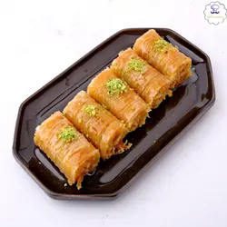 باقلواسرما(انگشتی)بادام زعفرانی استانبولی