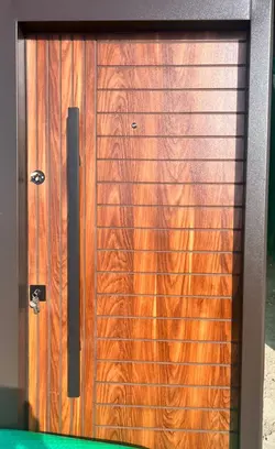 درب ضدسرقت روکش لمینوکس طرح ترمو