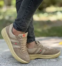 حراج فوق العاده  کفش اسپرت جدید مردانه بادوام و باکیفیت رنگ شتری  کد 3610