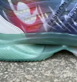 فروش ویژه کفش اسپرت مردانه پسرانه مدل  پمپی  جذاب و زیبا  رنگ  سفید صورتی ابی