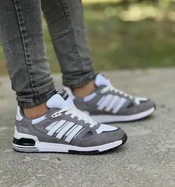 حراج ویژه کفش اسپرت مردانه پسرانه مدل ادیداس راحت و  بادوام رنگ طوسی سفید