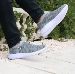 حراج فوق العاده  کفش اسپرت مردانه پسرانه طبی شیک و راحت رنگ طوسی زیره سفید