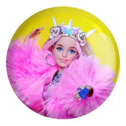 پیکسل بزرگ عروسک باربی