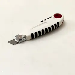 کاتر پنج تیغ 18میلی متر Cutter