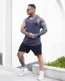 رکابی بدنسازی پشت قهرمانی-برند نایک-در سه رنگ‌مختلف