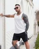 رکابی بدنسازی پشت قهرمانی-برند نایک-در سه رنگ‌مختلف