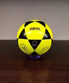 توپ فوتسال چرمی بتا 62