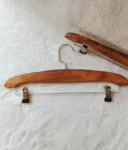 چوب لباسی چوبی دو گیره درجه یک وارداتی کدLD11 - فروشگاه آنلاین قفسه بندی امیر