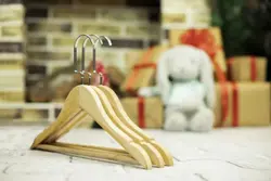 چوب لباسی چوبی درجه یک وارداتی کد CH011 - فروشگاه آنلاین قفسه بندی امیر