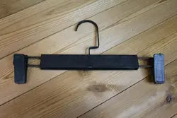 چوب لباسی دوگیره ( چوبکار ) - فروشگاه آنلاین قفسه بندی امیر