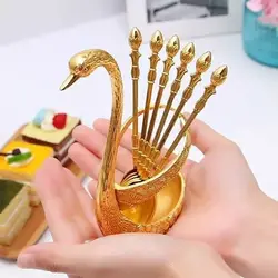جاقاشقی طرح قو به همراه قاشق چای خوری