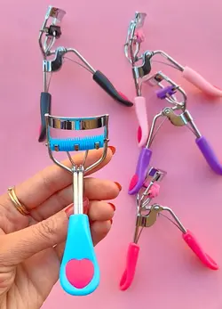 فرمژه شانه دار