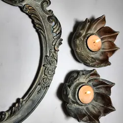 وارمر شمعدان و عودسوز پتینه با طرح گل و ساغر کد C