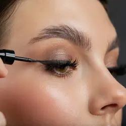 خط چشم کوزه ای 703 پیپا