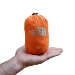 پانچوی کوهنوردی و بادگیرمدل North face