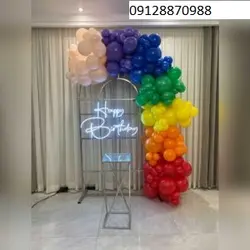 بادکنک آرایی تولد با رنگ های رنگین کمان