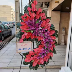 تاج گل برای افتتاحیه سالن زیبایی t20