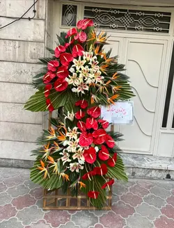 تاج گل تبریک ۲ طبقه