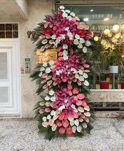 تاج گل تبریکی ۳ طبقه