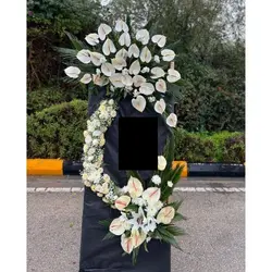 خرید تاج گل از گل فروشی تهران شهرک گلستان t2377