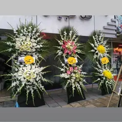 خرید تاج گل از گل فروشی شهرک امام خمینی تهران یافت اباد t2334