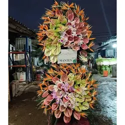 خرید تاج گل از گل فروشی شهرک تهران t2708