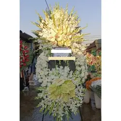 خرید تاج گل از گل فروشی منطقه تهران دروازه دولت t2093