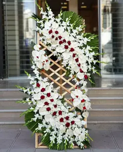 خرید تاج گل برای افتتاحیه 565