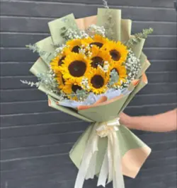 دسته گل شیک آفتابگردان 151