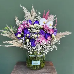 گل فروشی محدوده آرایشگاه نایس تهران t4360