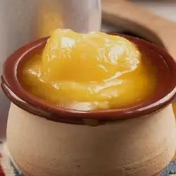 روغن زرد گاوی با کیفیت عالی (950 گرمی )برتری روغن زرد گاوی لیدیا نسبت به سایر رقبا مشاوره رایگان  ضمانت اصالت کالا استفاده از بهترین مواد اولیه طبیعی بودن و ارگانیک بودن روغن ها